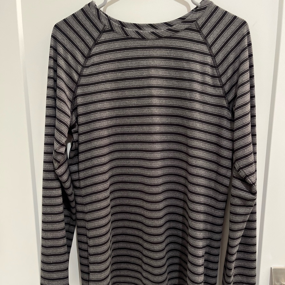 Eddie Bauer athletic Shirt